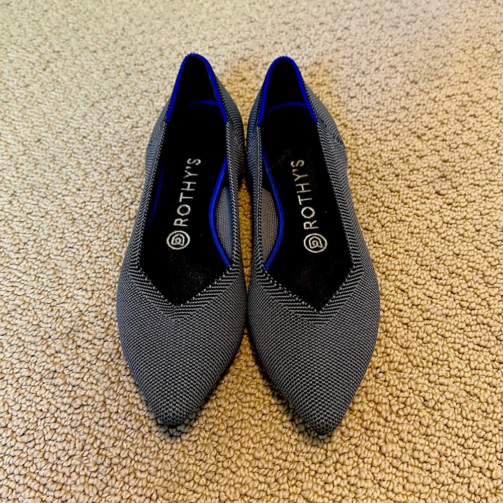 Rothy’s The Point Flat. Size 7.5 Cloud Grey Birdseye color
